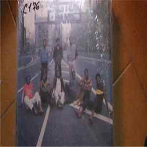 System Band - Vacances flac